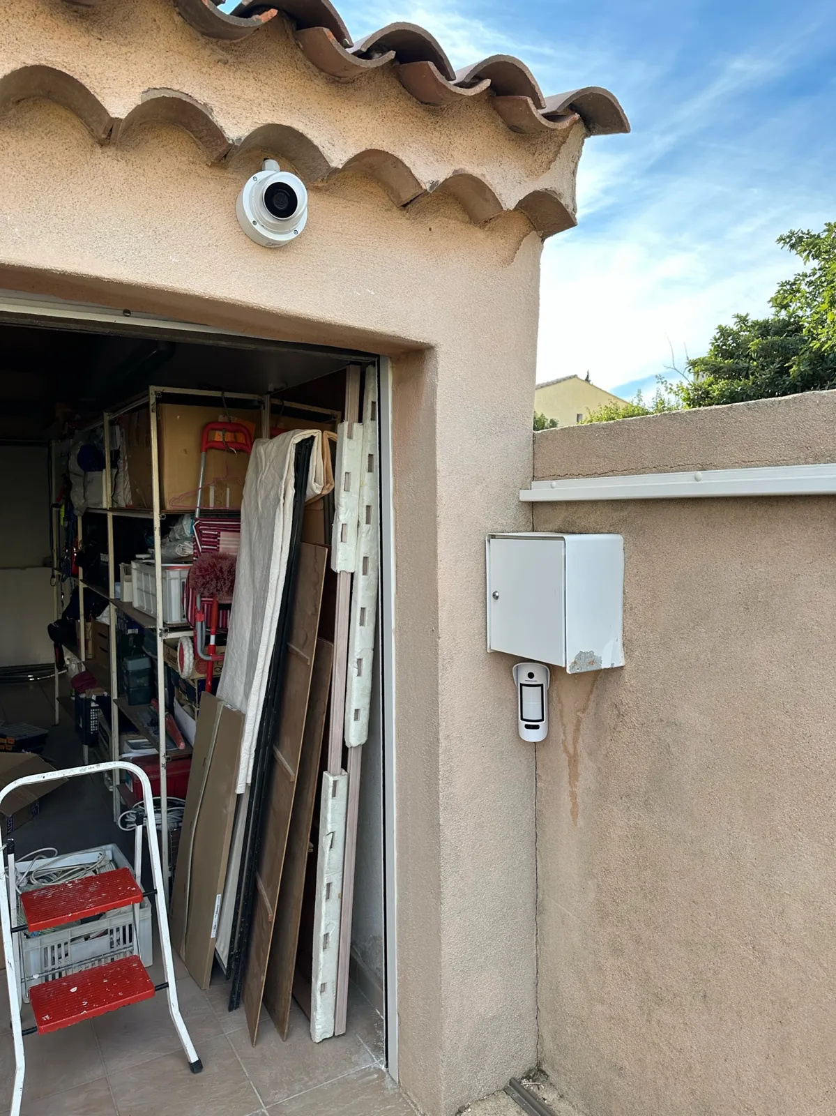 Alarme Ajax — coffret extérieur — installation No-Nc ELEC en PACA
