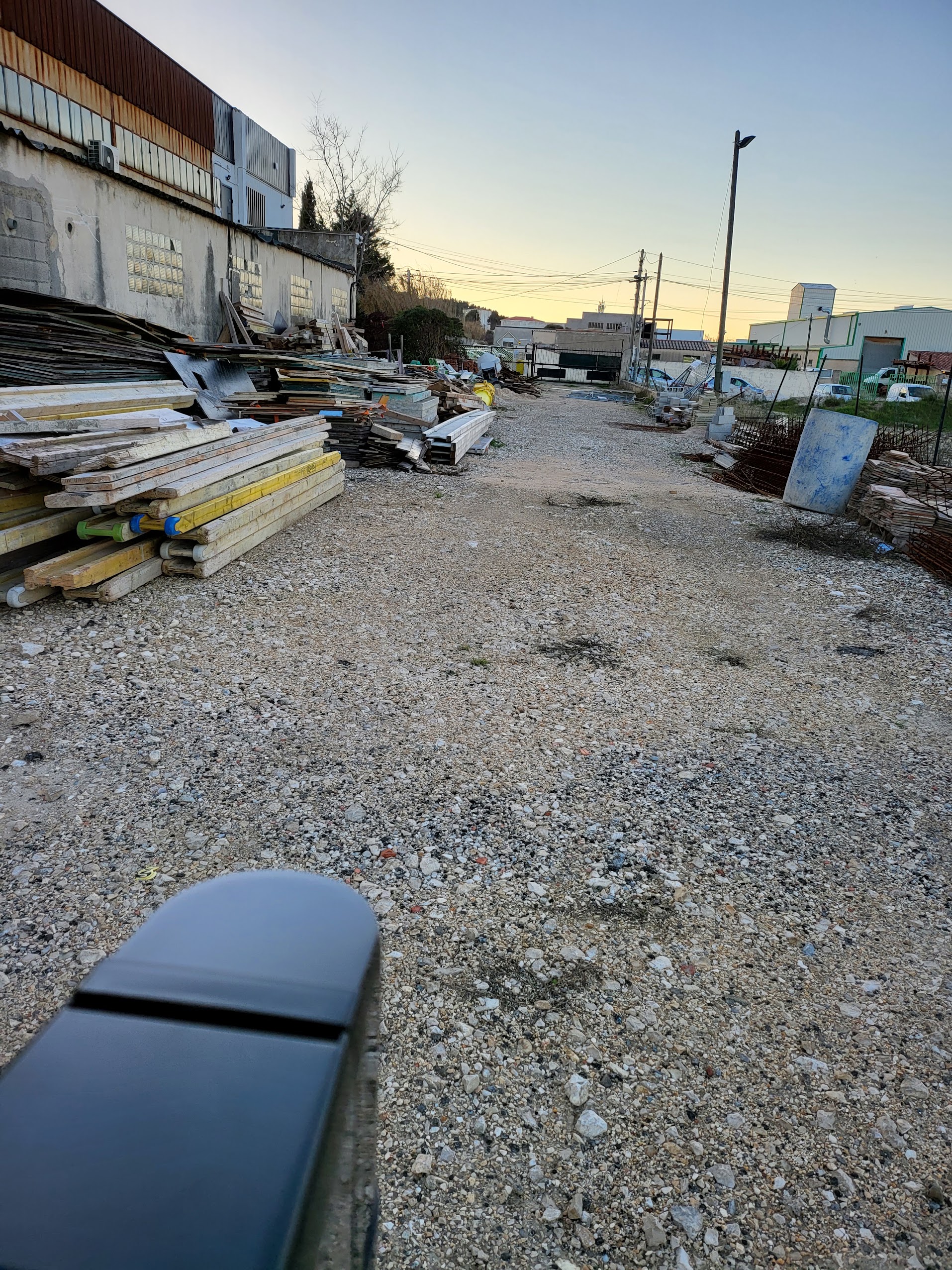 Barrière infrarouge de périmétrie installée chez un professionnel à Martigues